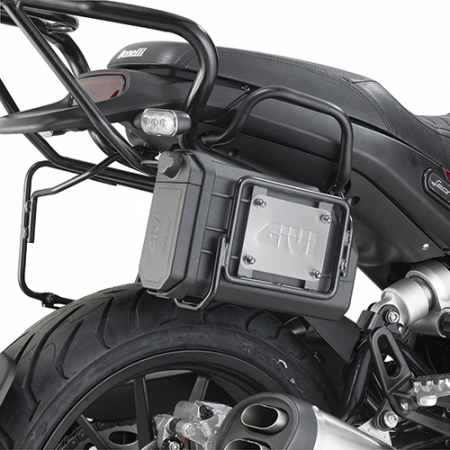 GIVI KIT TO FIX S250 ON BENELLI 322-TL8704KIT